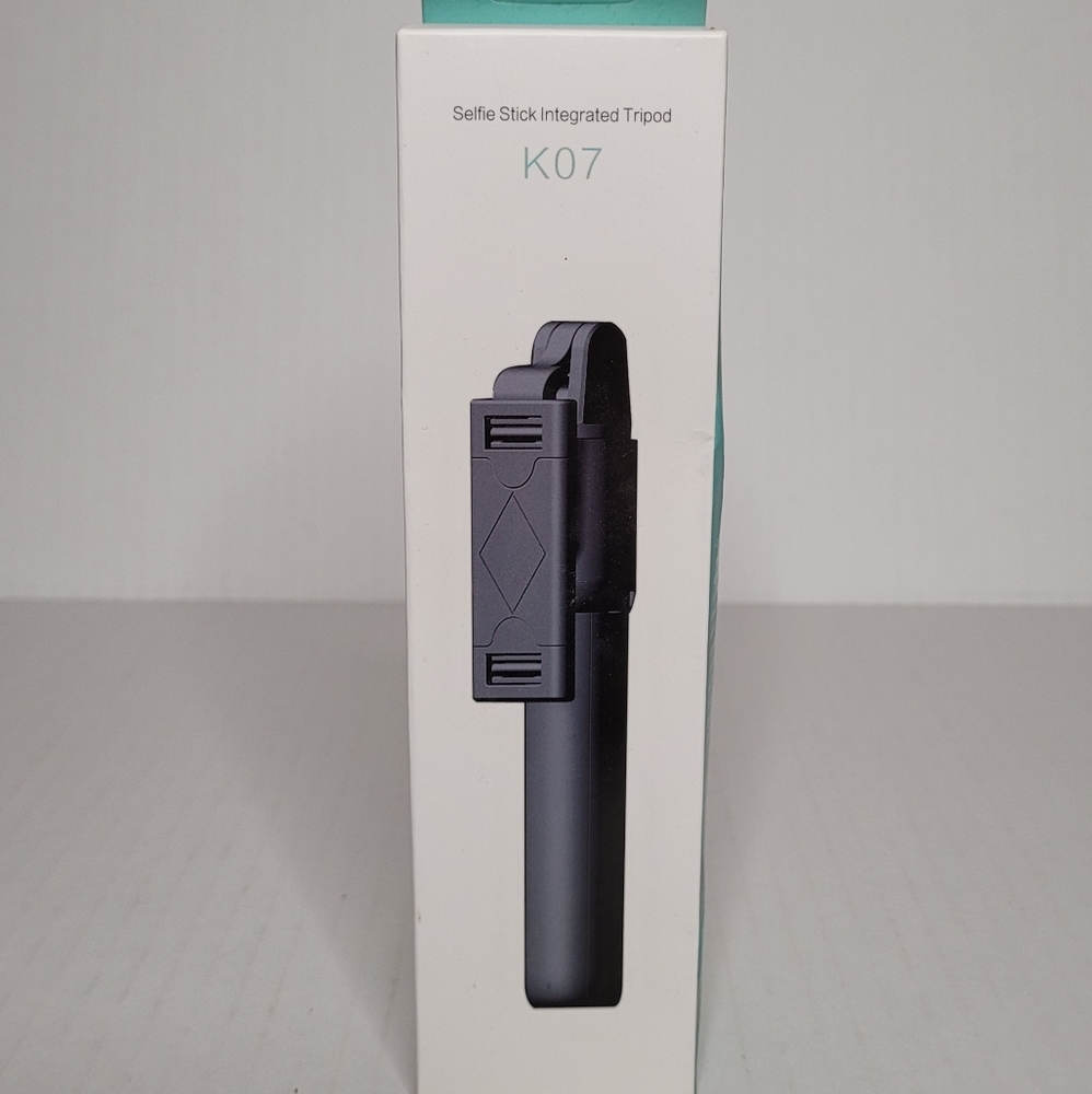 K07 Selfie Stick With Integrated Tripod Compatible With Ios And Android